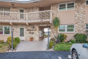 298 SE 6th Ave, Pompano Beach, FL 33060, Sold 10/10/16