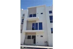 1363 N Ocean Blvd #4a, Pompano Beach, FL 33062, Sold 10/27/16