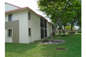 5595 Courtyard Dr, Margate, FL 33063, Sold 07/12/16
