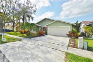 10130 SW 17th Ct, Davie, FL 33324, Sold 06/10/16