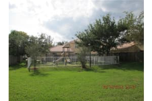 8989 NW 53rd St, Sunrise, FL 33351, Sold 06/30/16