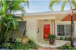 2030 NE 29th Ct, Fort Lauderdale, FL 33306, Sold 08/29/16