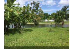 1401 SW 87th Terrace, Pembroke Pines, FL 33025, Sold 07/20/16