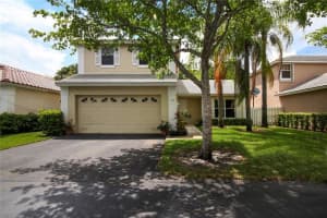 9536 NW 9th Ct, Plantation, FL 33324, Sold 06/14/16