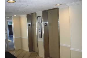 1050 SE 15th St, Fort Lauderdale, FL 33316, Sold 08/01/16