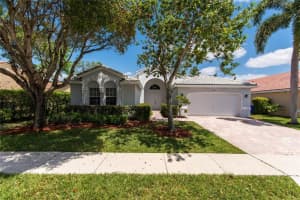19975 SW 5th Ct, Pembroke Pines, FL 33029, Sold 09/09/16