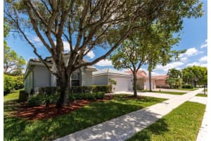 19975 SW 5th Ct, Pembroke Pines, FL 33029, Sold 09/09/16