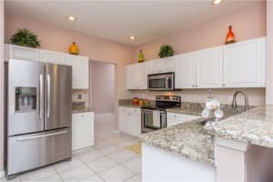 11643 NW 11th Pl, Coral Springs, FL 33071, Sold 10/31/16