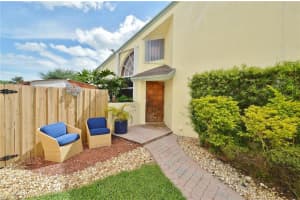 9743 SW 59th St, Cooper City, FL 33328, Sold 06/08/16