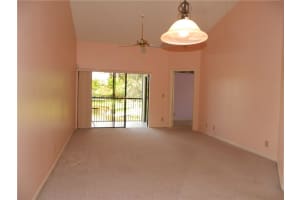 5540 Courtyard Dr, Margate, FL 33063, Sold 08/08/16