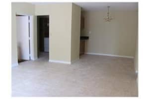 4005 N University Dr, Sunrise, FL 33351, Sold 07/13/16