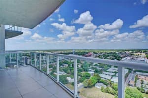 315 NE 3rd Ave, Fort Lauderdale, FL 33301, Sold 09/22/16