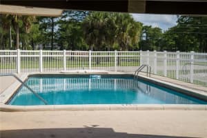 8005 Lagos De Campo Blvd, Tamarac, FL 33321, Sold 08/05/16