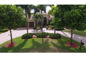 2689 Juniper Ln, Davie, FL 33330, Sold 11/01/16