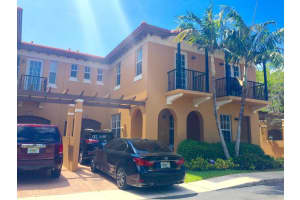 6863 Julia Gardens Dr, Coconut Creek, FL 33073, Sold 06/22/16