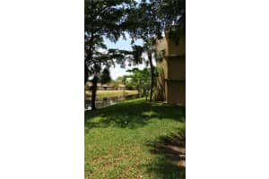 4215 N University Dr, Sunrise, FL 33351, Sold 08/01/16