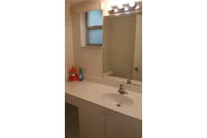 4215 N University Dr, Sunrise, FL 33351, Sold 08/01/16