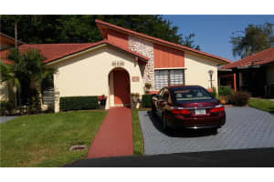 2210 Malaga Ct, Davie, FL 33324, Sold 07/01/16