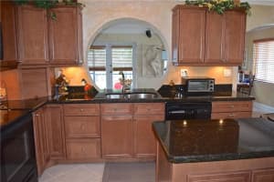 9523 NW 82nd St, Tamarac, FL 33321, Sold 06/17/16