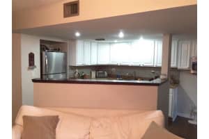 918 SW 113th Terrace, Pembroke Pines, FL 33025, Sold 07/07/16