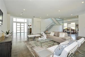 1700 SE 14th St, Fort Lauderdale, FL 33316, Sold 07/12/16