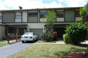 7934 NW 41st Ct, Sunrise, FL 33351, Sold 08/16/16