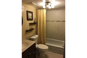 9050 NW 28th St, Coral Springs, FL 33065, Sold 06/24/16