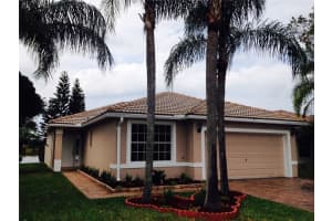 11817 SW 7th St, Pembroke Pines, FL 33025, Sold 07/30/16