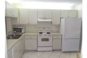 9044 NW 28th Dr, Coral Springs, FL 33065, Sold 07/08/16