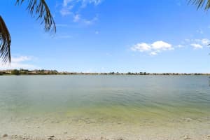19403 SW 24th St, Miramar, FL 33029, Sold 10/24/16