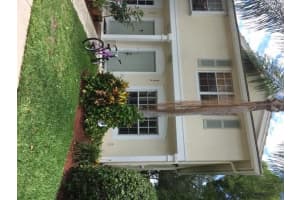 5678 NW 99th Ln, Coral Springs, FL 33076, Sold 07/08/16