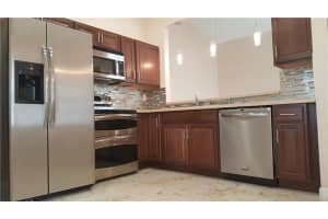 8410 SW 41st St, Davie, FL 33328, Sold 08/26/16