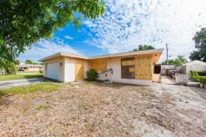 633 Dolphin Dr, Delray Beach, FL 33445, Sold 06/27/16