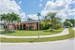 6310 NW 90th Ave, Tamarac, FL 33321, Sold 09/19/16