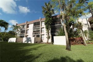 8411 Forest Hills Dr, Coral Springs, FL 33065, Sold 03/10/17