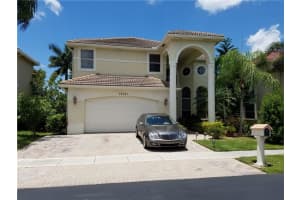 12351 NW 25th St, Coral Springs, FL 33065, Sold 08/31/16
