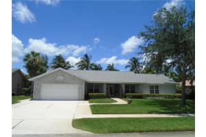 10421 SW 18th St, Davie, FL 33324, Sold 08/12/16