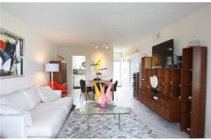 500 SE 21st Ave, Deerfield Beach, FL 33441, Sold 06/01/17