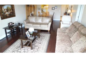 2541 Aragon Blvd, Sunrise, FL 33322, Sold 10/30/16