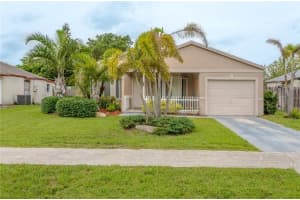 1631 SW 127th Ln, Davie, FL 33325, Sold 07/27/16
