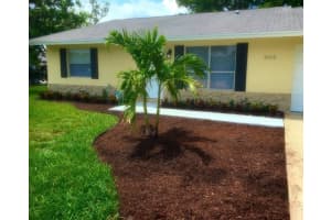 6395 Carthage Cir S, Lake Worth, FL 33463, Sold 08/22/16
