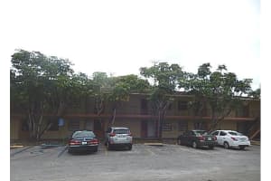 4095 Lakeside Dr, Tamarac, FL 33319, Sold 08/12/16