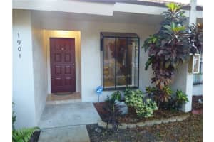 2800 S Oakland Forest Dr, Oakland Park, FL 33309, Sold 08/16/16