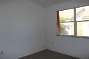 10827 NW 8th St, Pembroke Pines, FL 33026, Sold 01/19/17