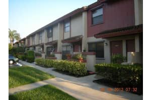 9805 Riverside Dr, Coral Springs, FL 33071, Sold 08/18/16