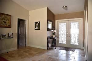 8929 NW 53rd Manor, Coral Springs, FL 33067, Sold 09/14/16