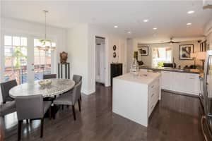 2273 NE 9th Ave, Wilton Manors, FL 33305, Sold 08/15/16