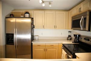 2901 Riverside Dr, Pompano Beach, FL 33065, Sold 09/30/16