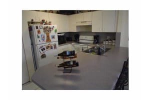 858 Summit Lake Dr, West Palm Beach, FL 33406, Sold 08/22/16