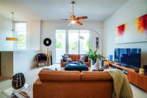 708 NE 3rd Ave, Fort Lauderdale, FL 33304, Sold 10/31/16